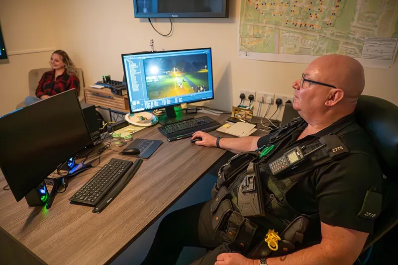 Als de wijk slaapt, zijn zij wakker: de vrijwilligers die Meerhoven bewaken